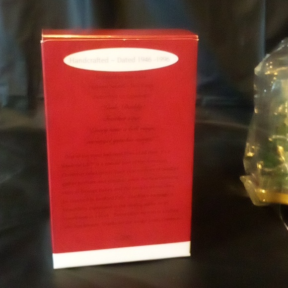 It's  Wonderful life movie  Hallmark 1996 Mint in box - brass ringing bell!! - Picture 7 of 9